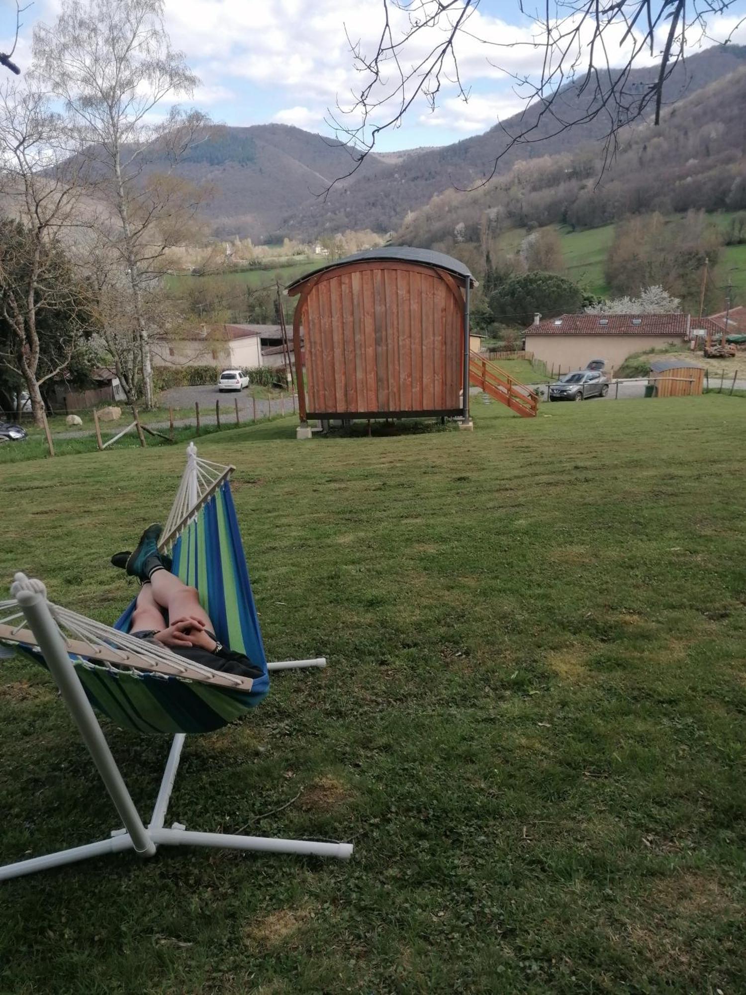 Gite Cabane Insolite Pyrenees Sauveterre-de-Comminges Exterior photo