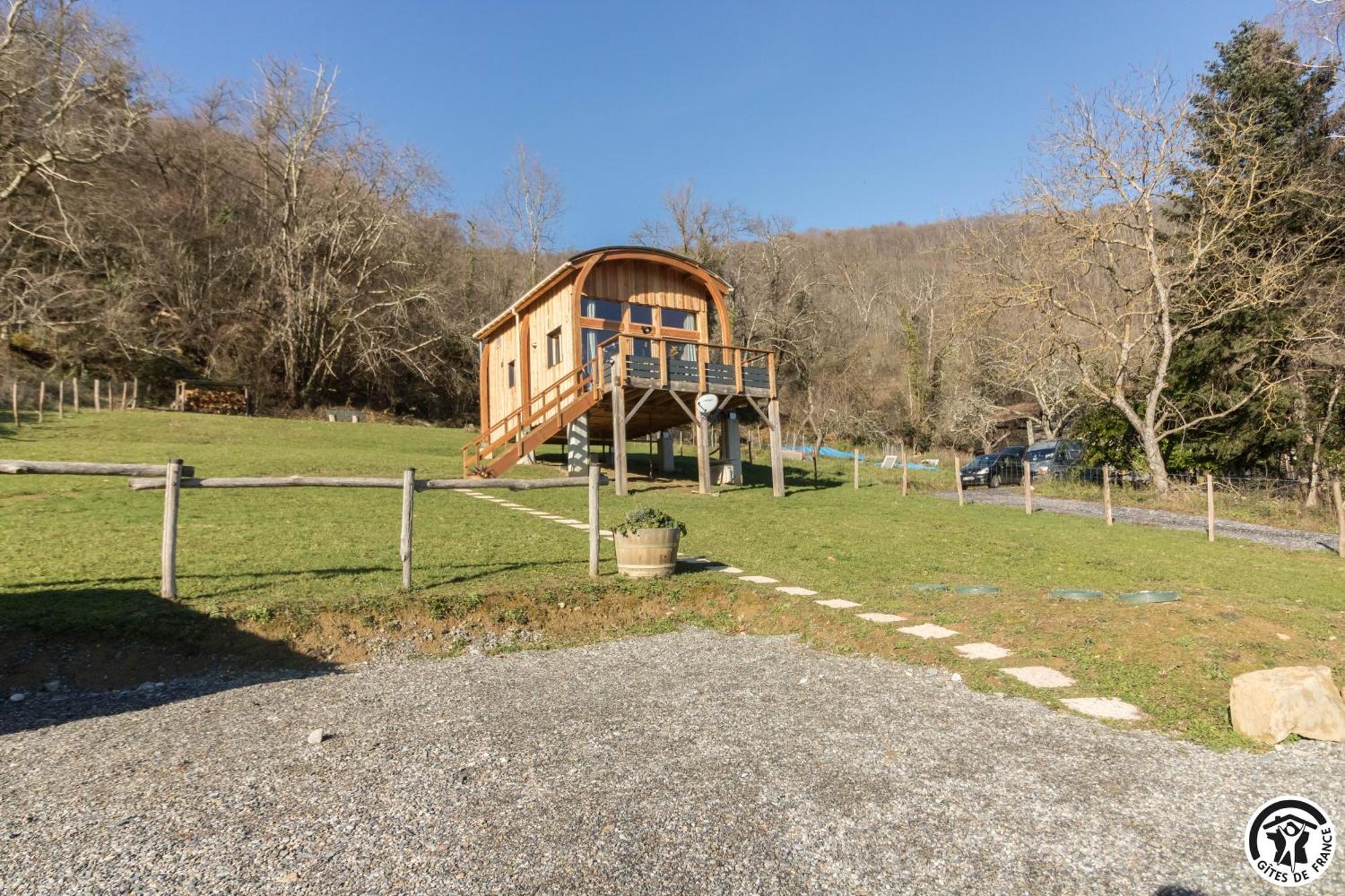 Gite Cabane Insolite Pyrenees Sauveterre-de-Comminges Exterior photo